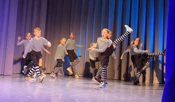Современная хореография (дети 6-9 лет)